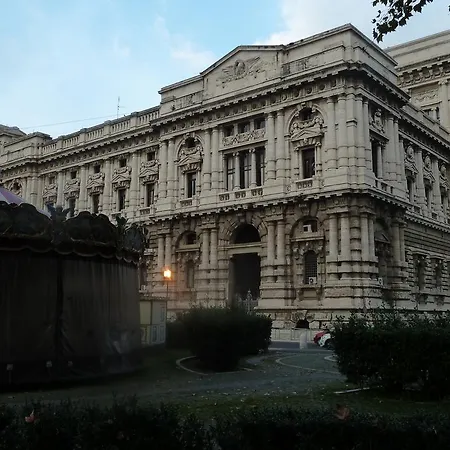 Casa Pavarotti * روما